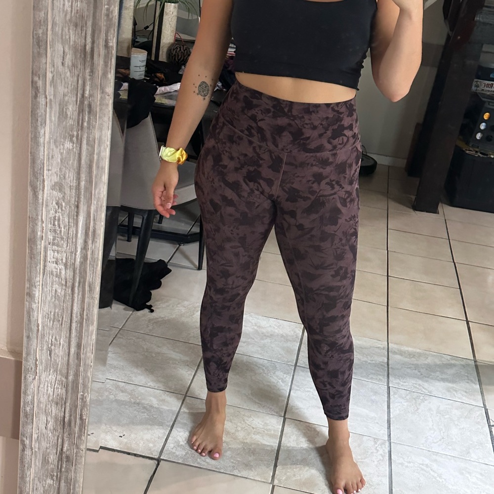 Lululemon high rise align legging size 6